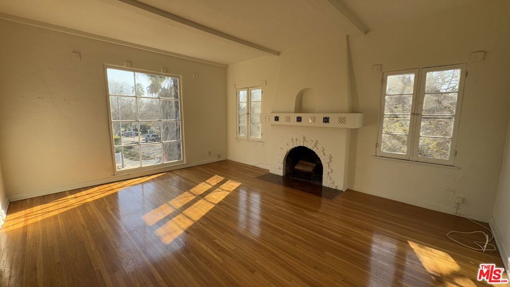 Photo of Listing #25479961