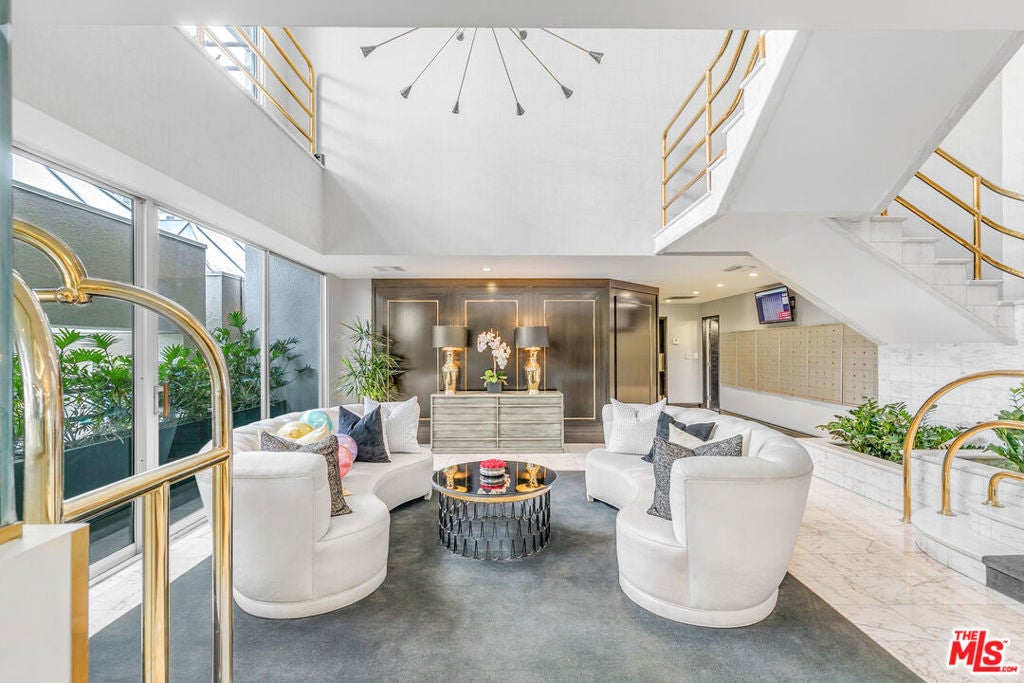 Photo of Listing #25480163