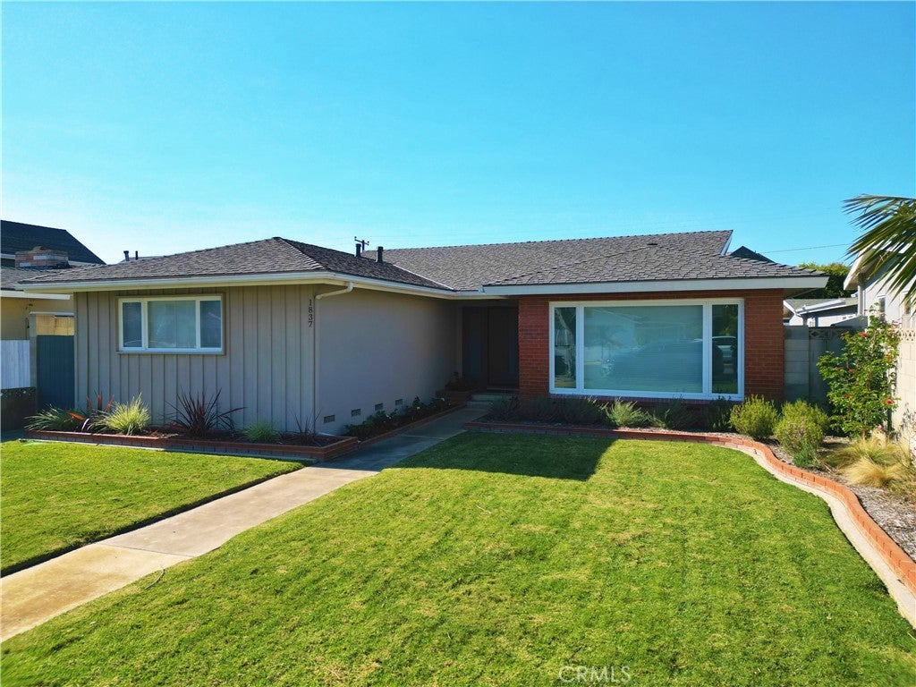 Photo of Listing #OC25007031