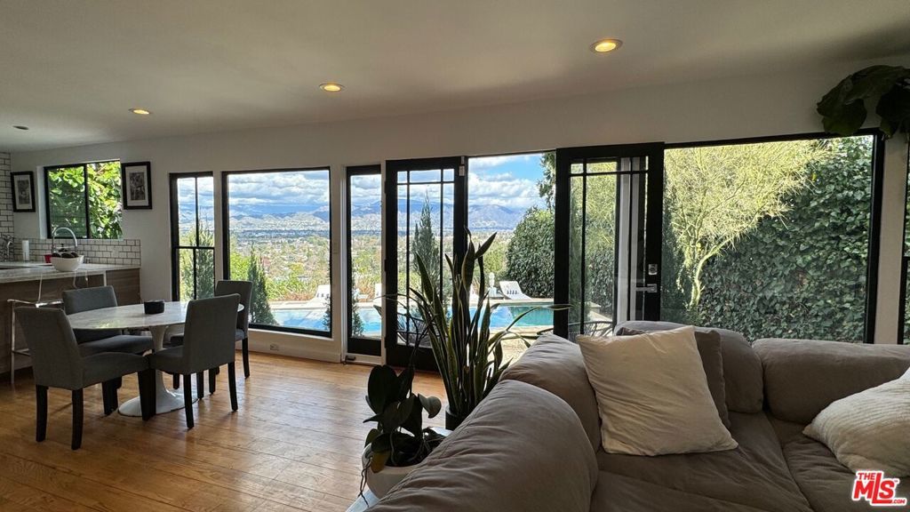 Photo of Listing #25480445