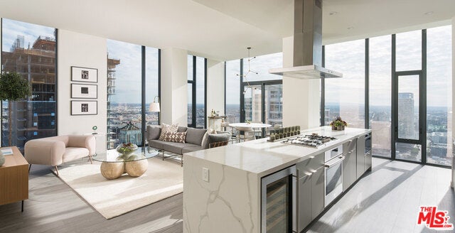 Photo of Listing #25480667