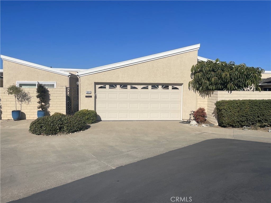 Photo of Listing #OC25007598