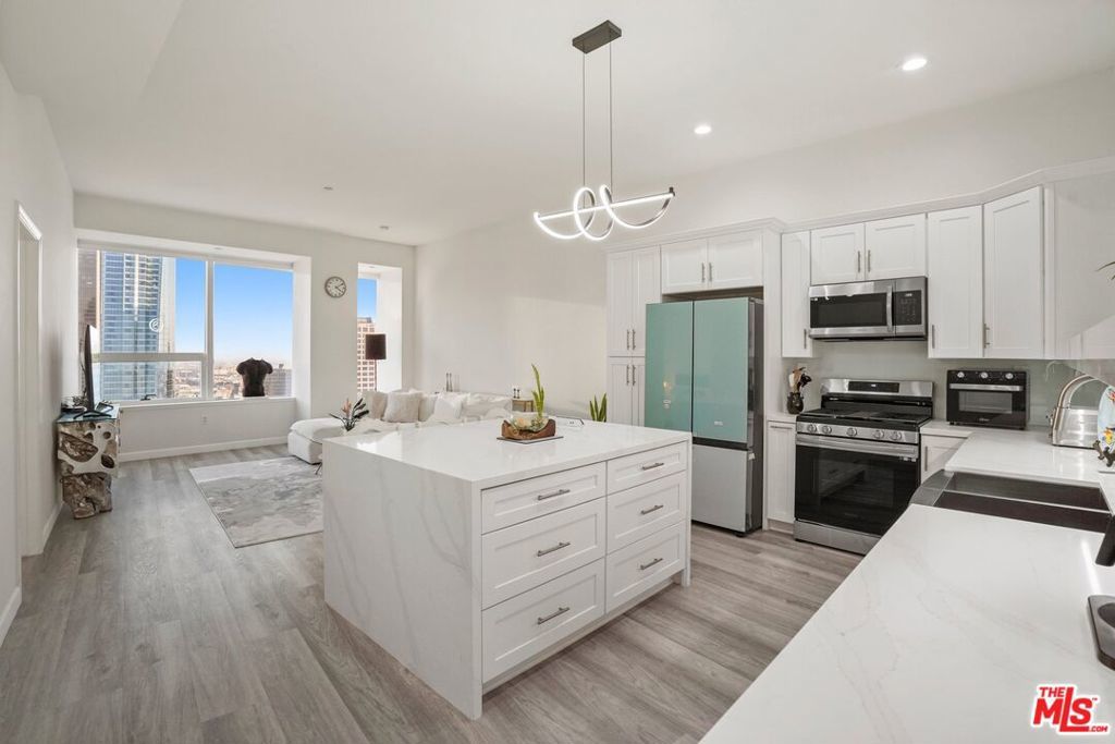 Photo of Listing #25480729