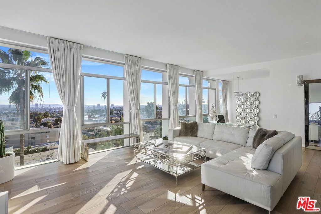 Photo of Listing #25481135