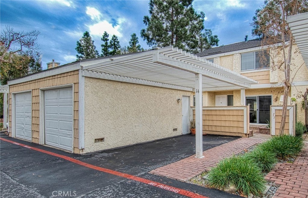 Photo of Listing #OC25003202