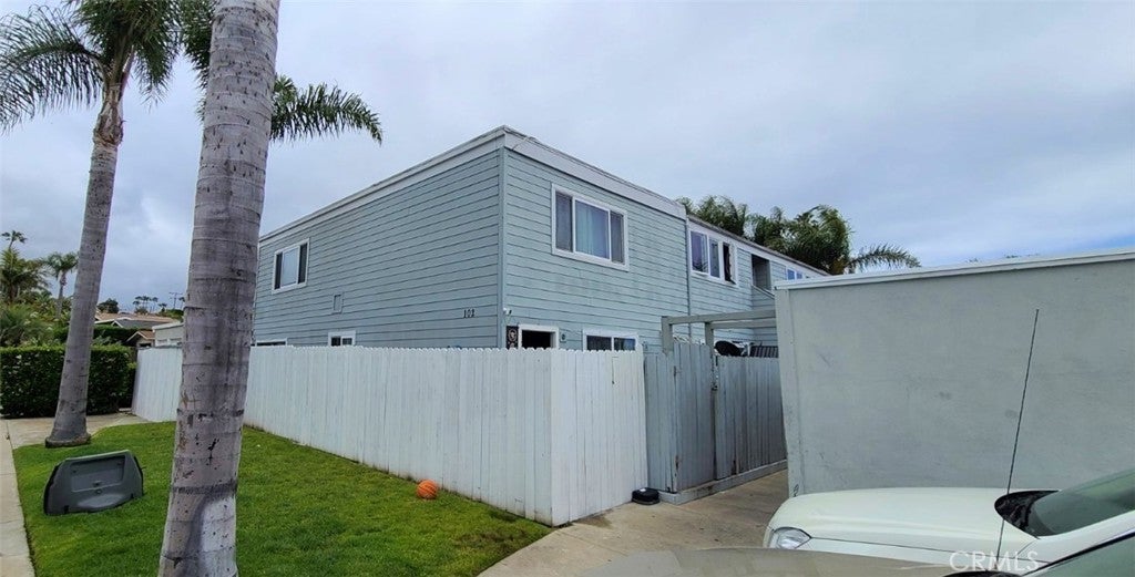 Photo of Listing #OC25006576