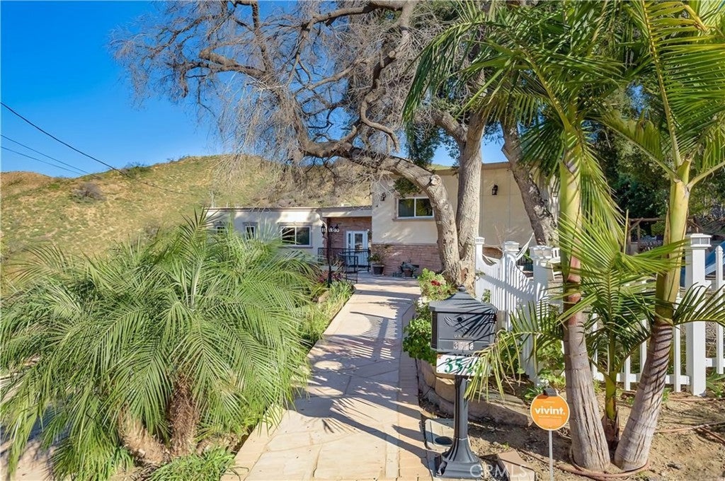 Photo of Listing #SR25007265