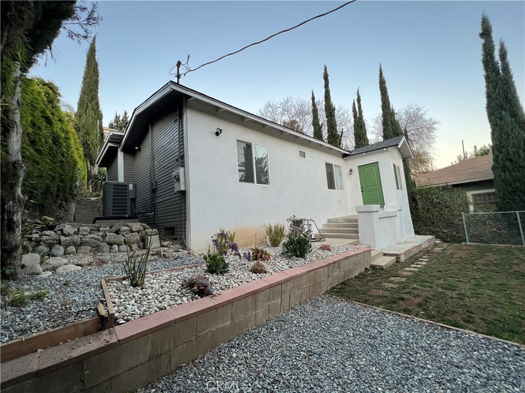 Photo of Listing #RS25007536