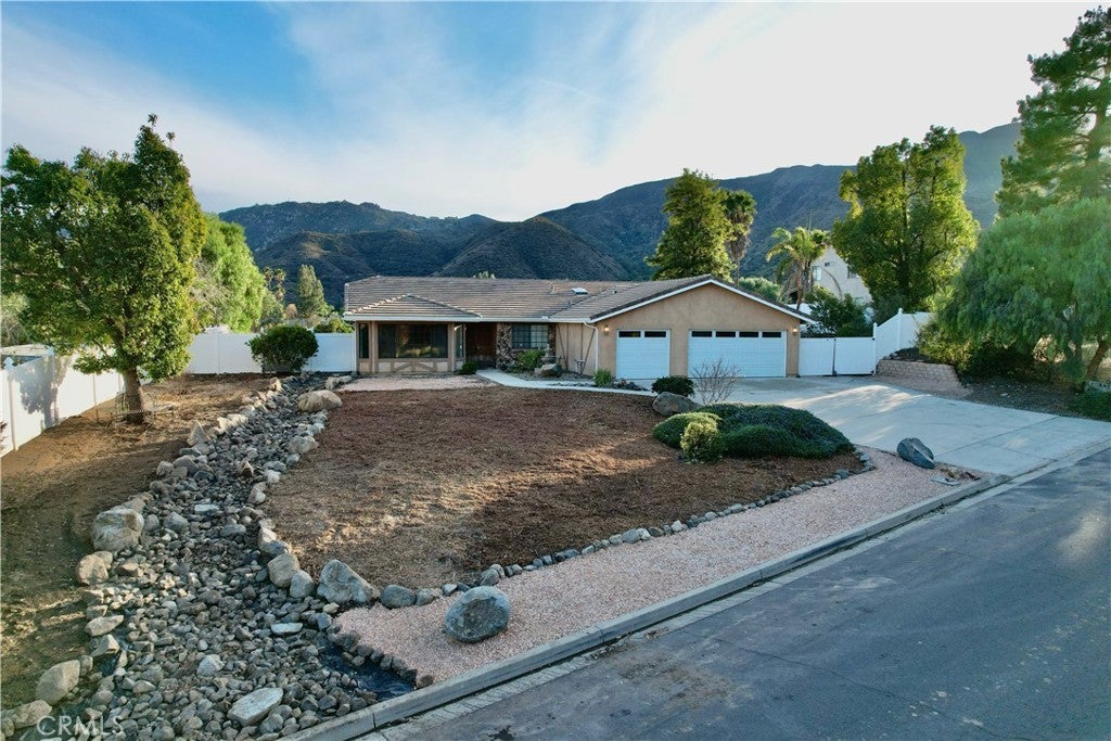 Photo of Listing #SW25008727