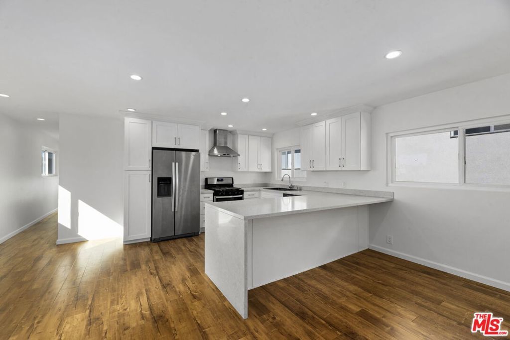 Photo of Listing #25482575