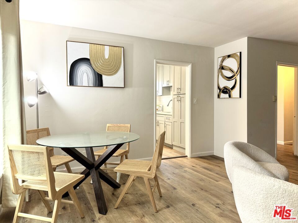 Photo of Listing #25482751