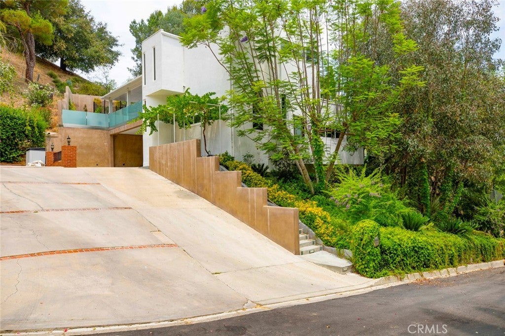 Photo of Listing #BB25008593