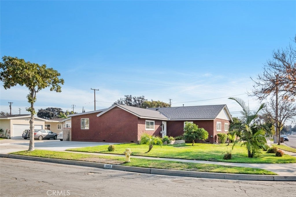 Photo of Listing #PW25003217