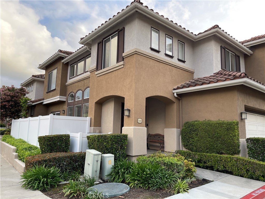 Photo of Listing #OC25008592