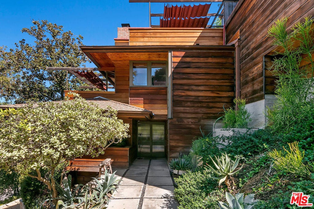 Photo of Listing #25482867