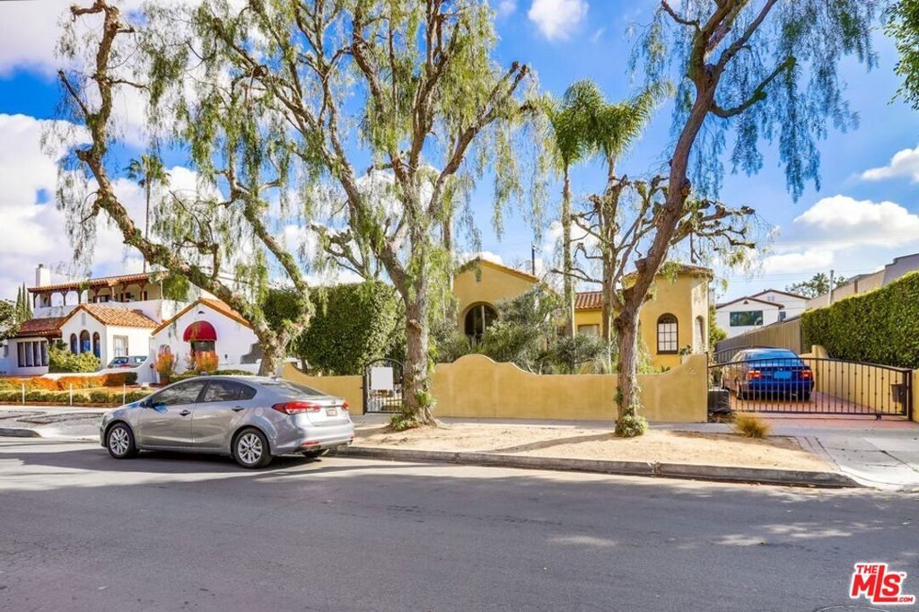 Photo of Listing #25480617