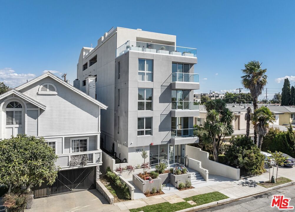 Photo of Listing #25482995