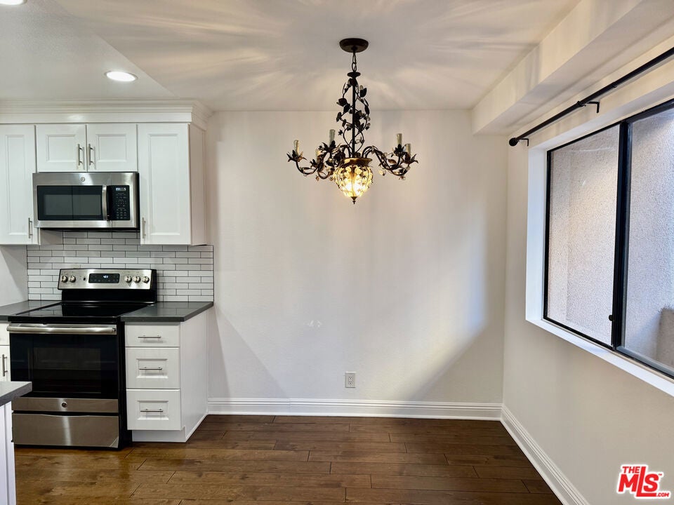 Photo of Listing #25482593