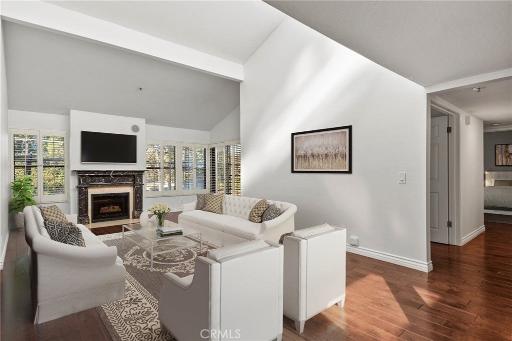 Photo of Listing #OC25009657