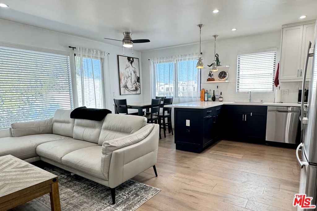 Photo of Listing #25483267