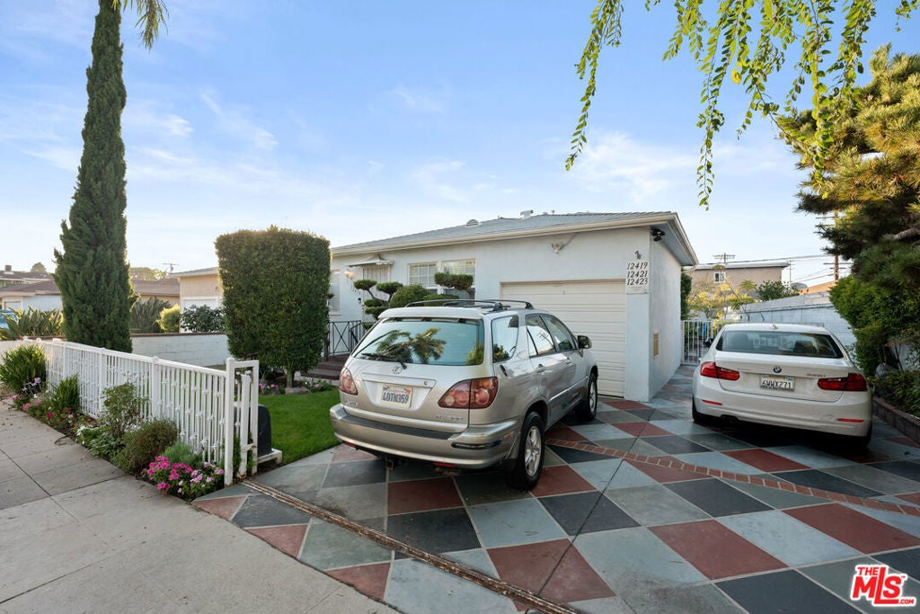 Photo of Listing #25482915