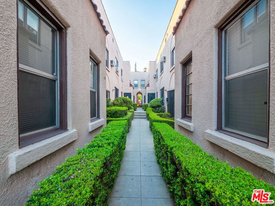 Photo of Listing #25483687