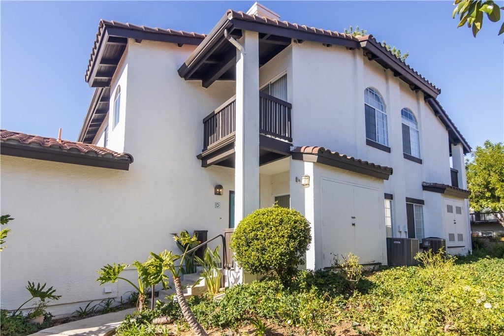 Photo of Listing #SR25010730