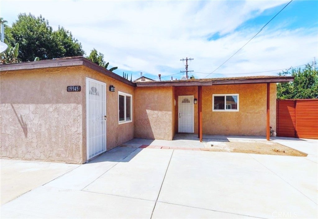 Photo of Listing #SR25008891