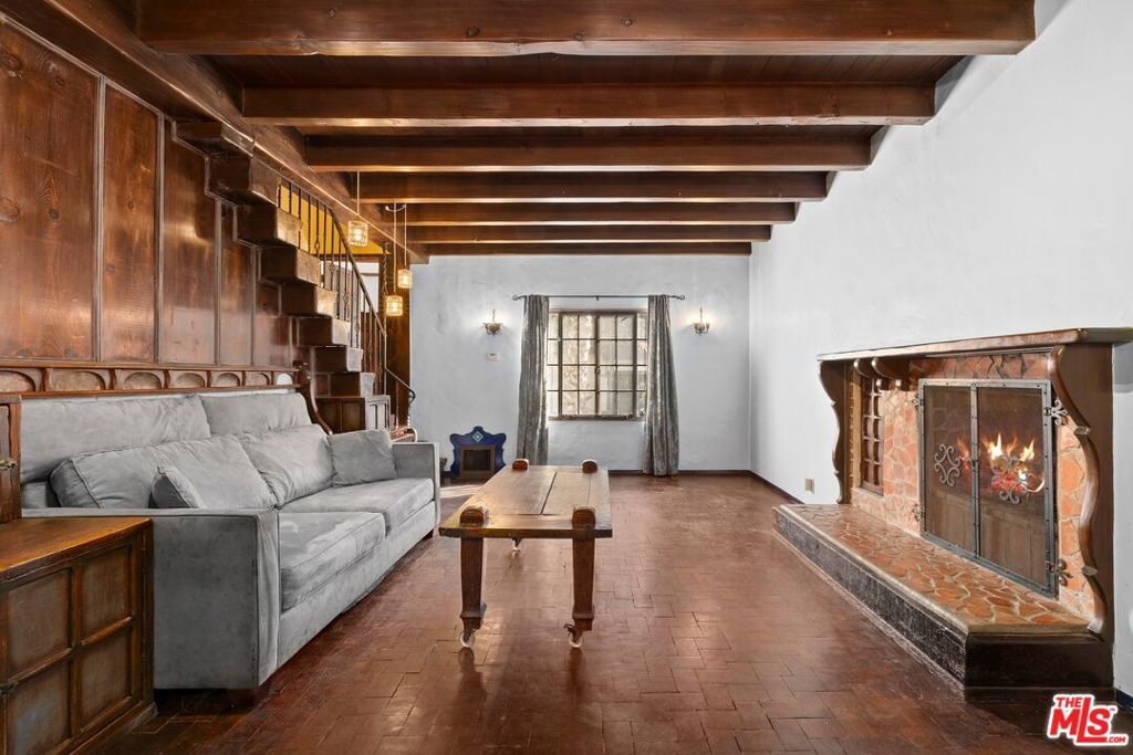 Photo of Listing #25484367