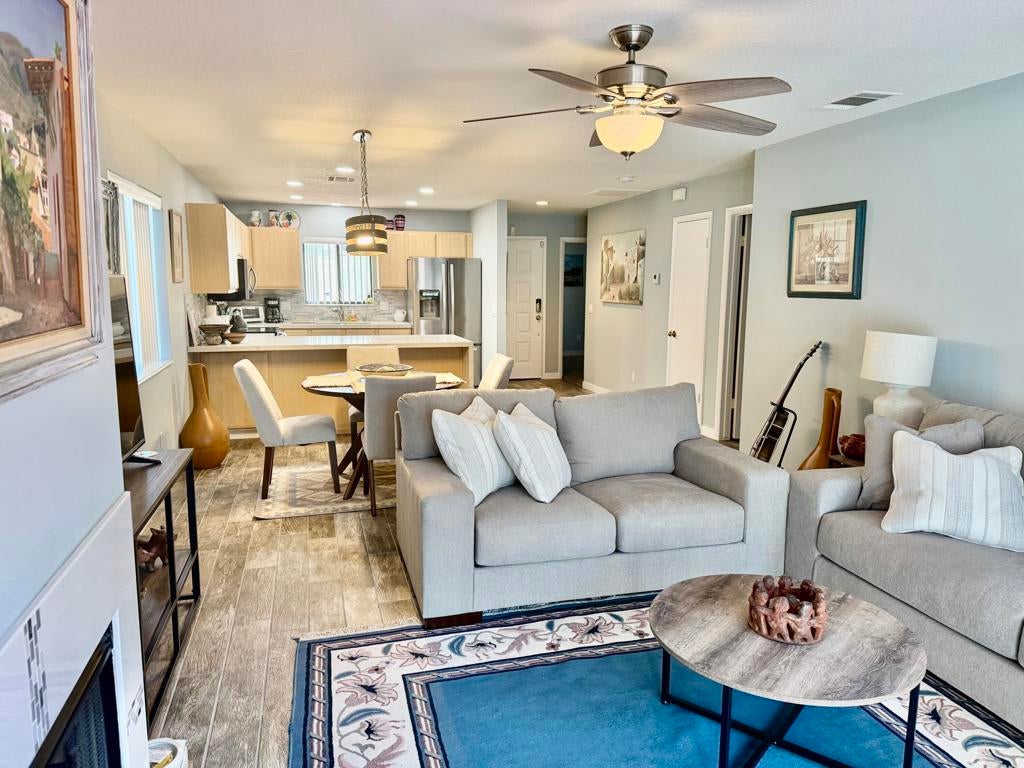 Photo of Listing #219123028DA