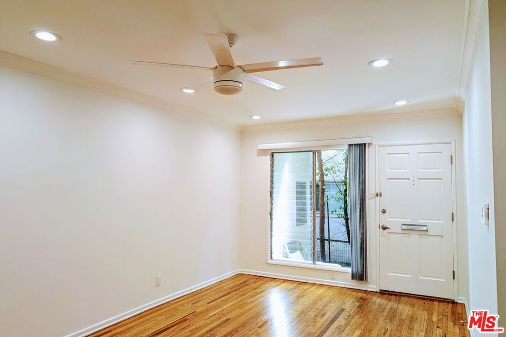 Photo of Listing #25485097