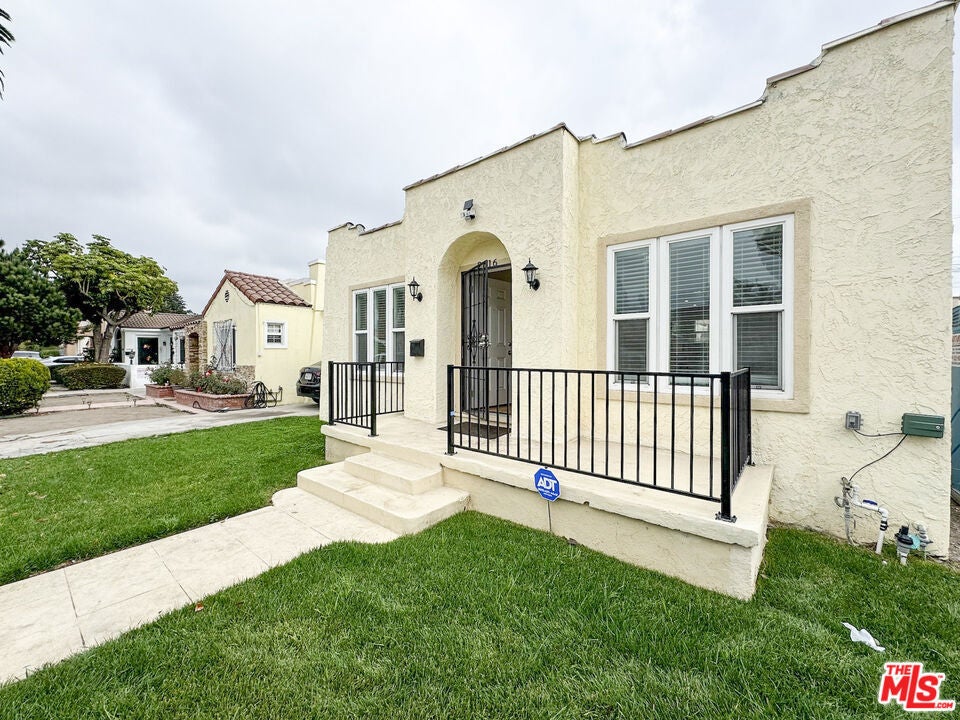 Photo of Listing #25484935