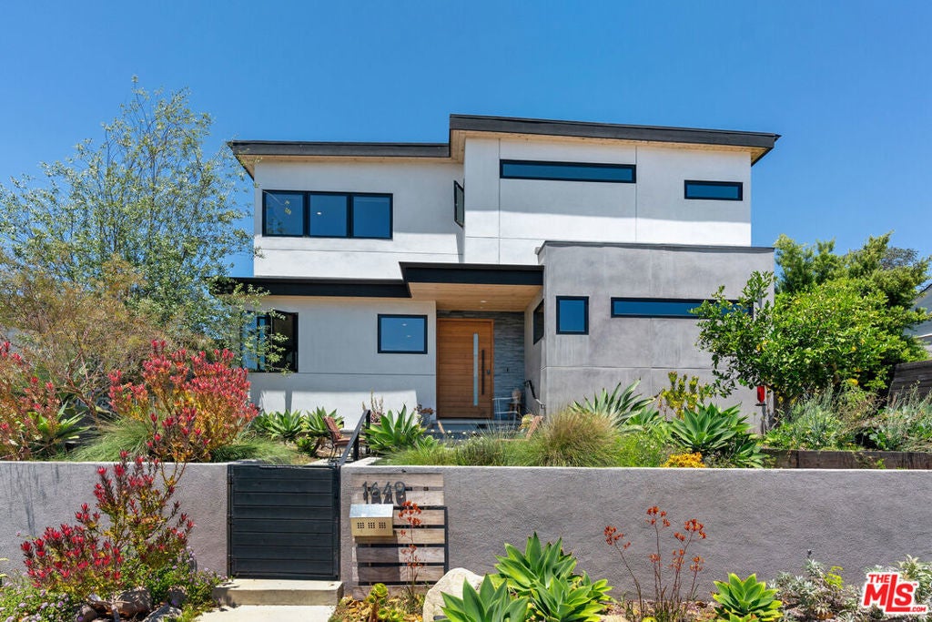 Photo of Listing #25480269