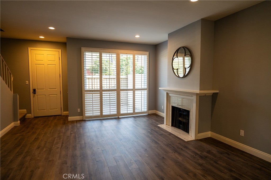 Photo of Listing #PW25013329