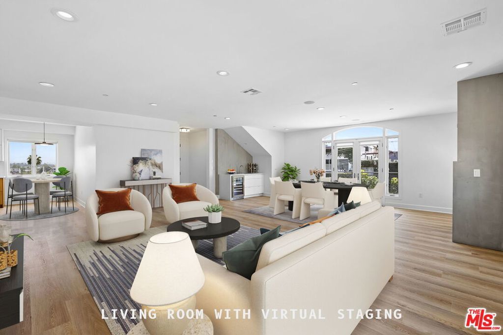 Photo of Listing #25486219