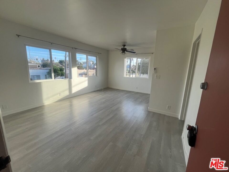 Photo of Listing #25486669