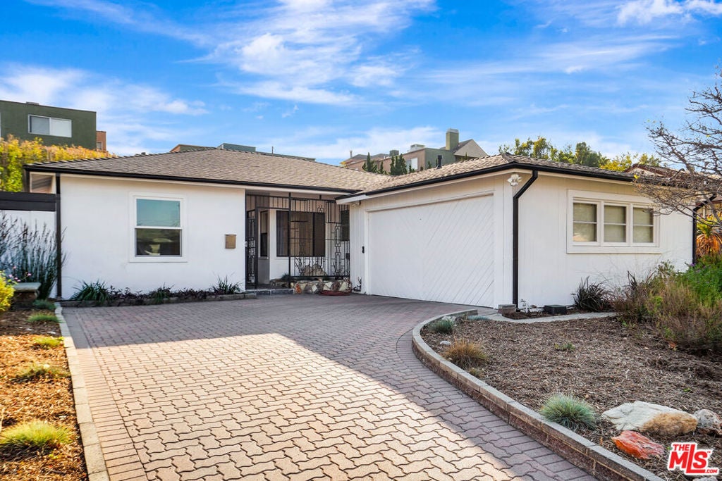 Photo of Listing #25486781