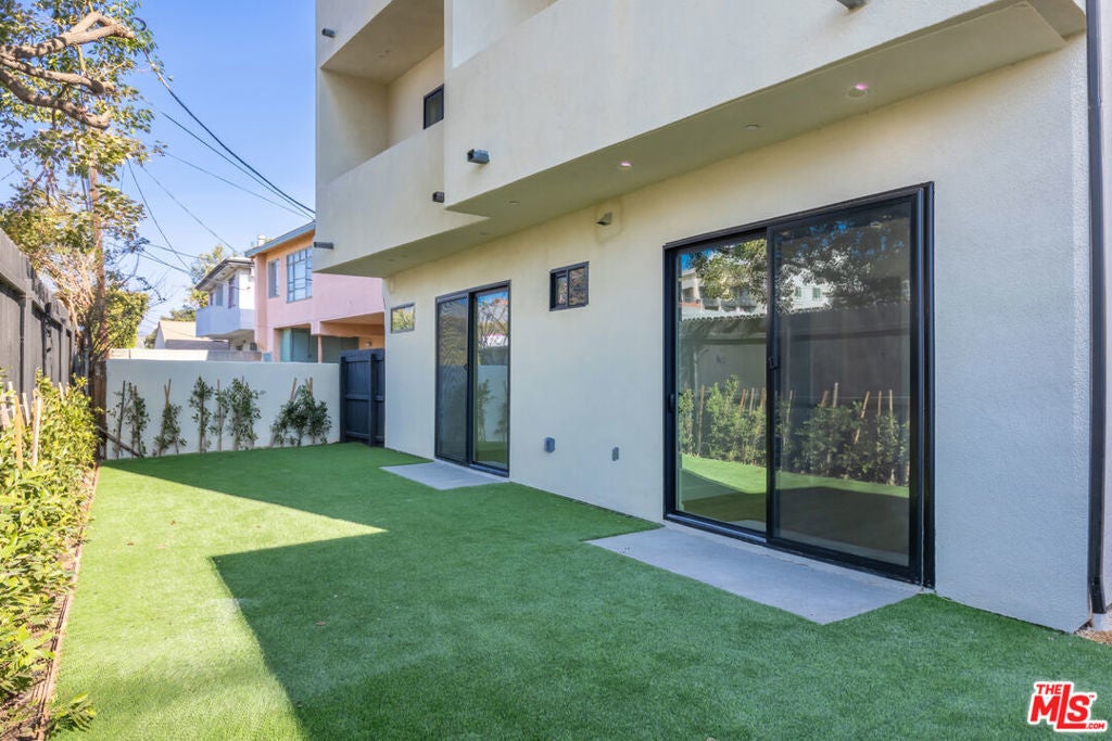 Photo of Listing #25487169