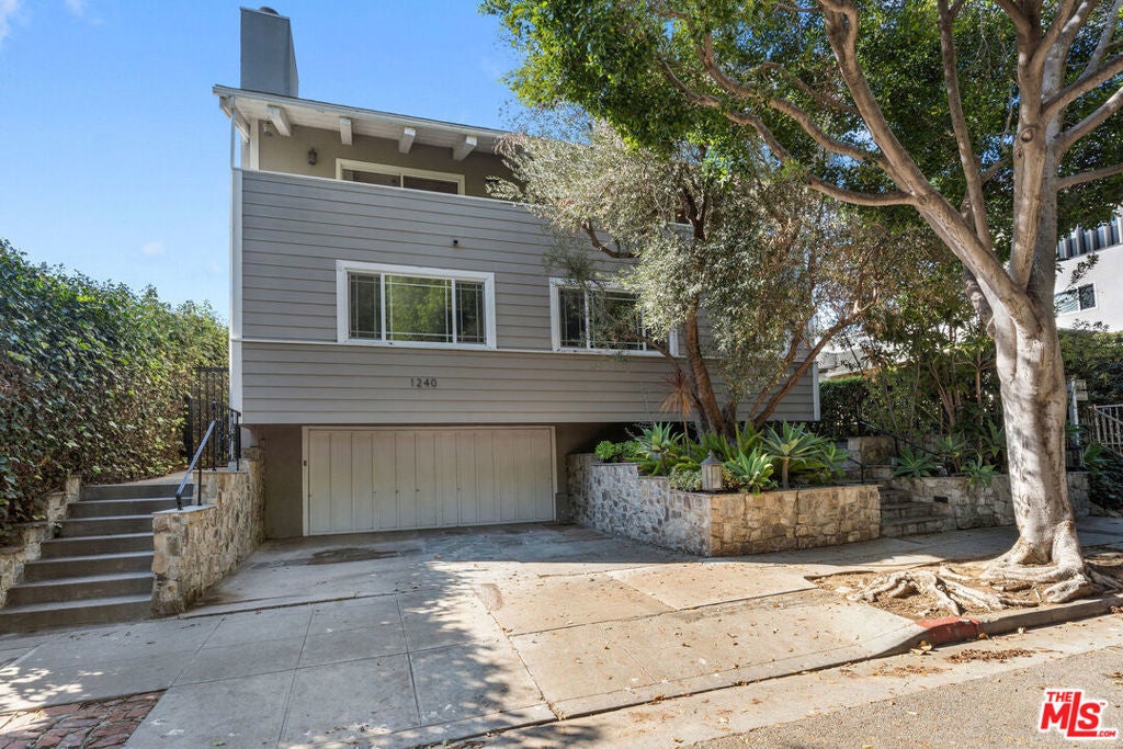 Photo of Listing #25488015