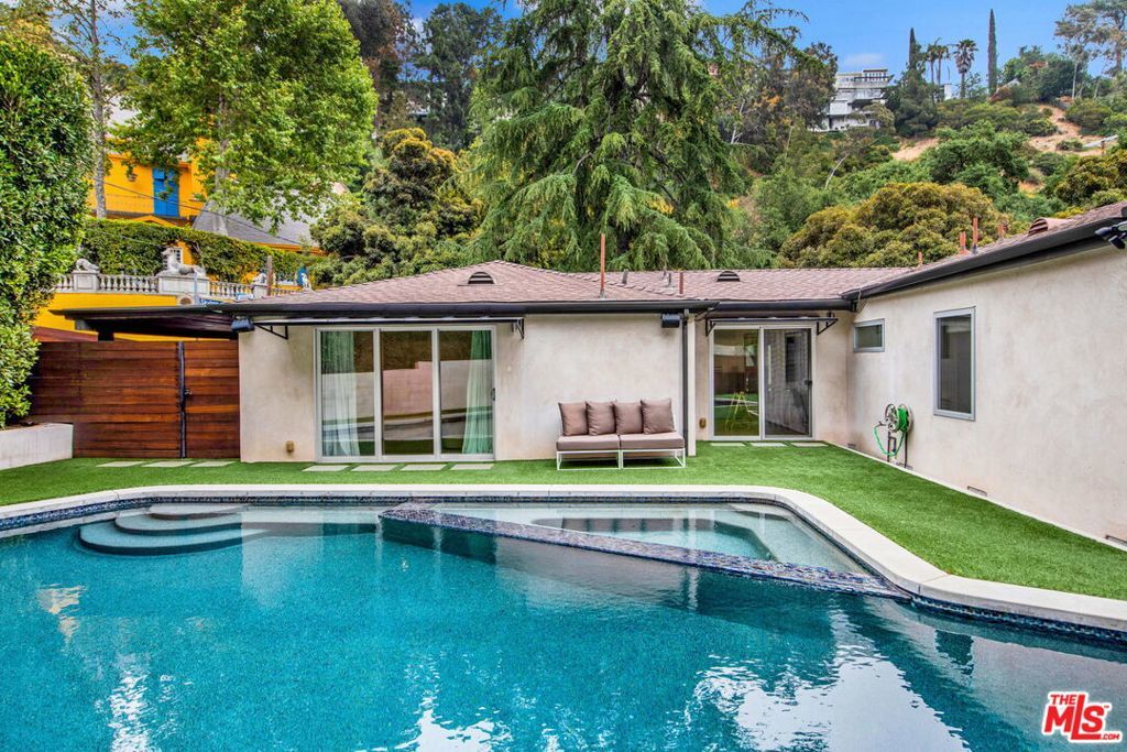 Photo of Listing #25488147