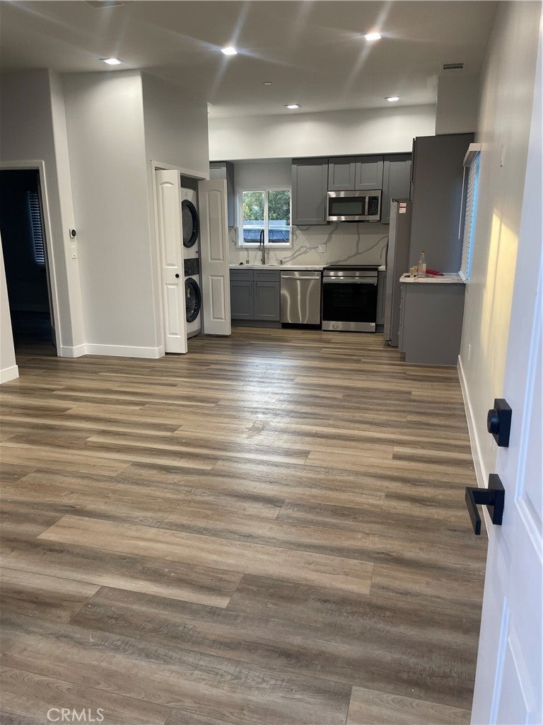 Photo of Listing #SR25016921