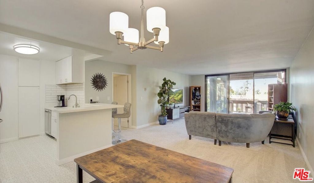 Photo of Listing #25488569