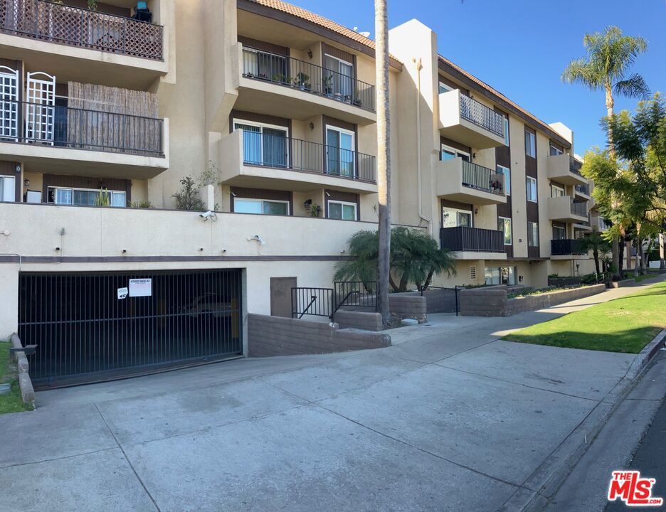 Photo of Listing #25488491