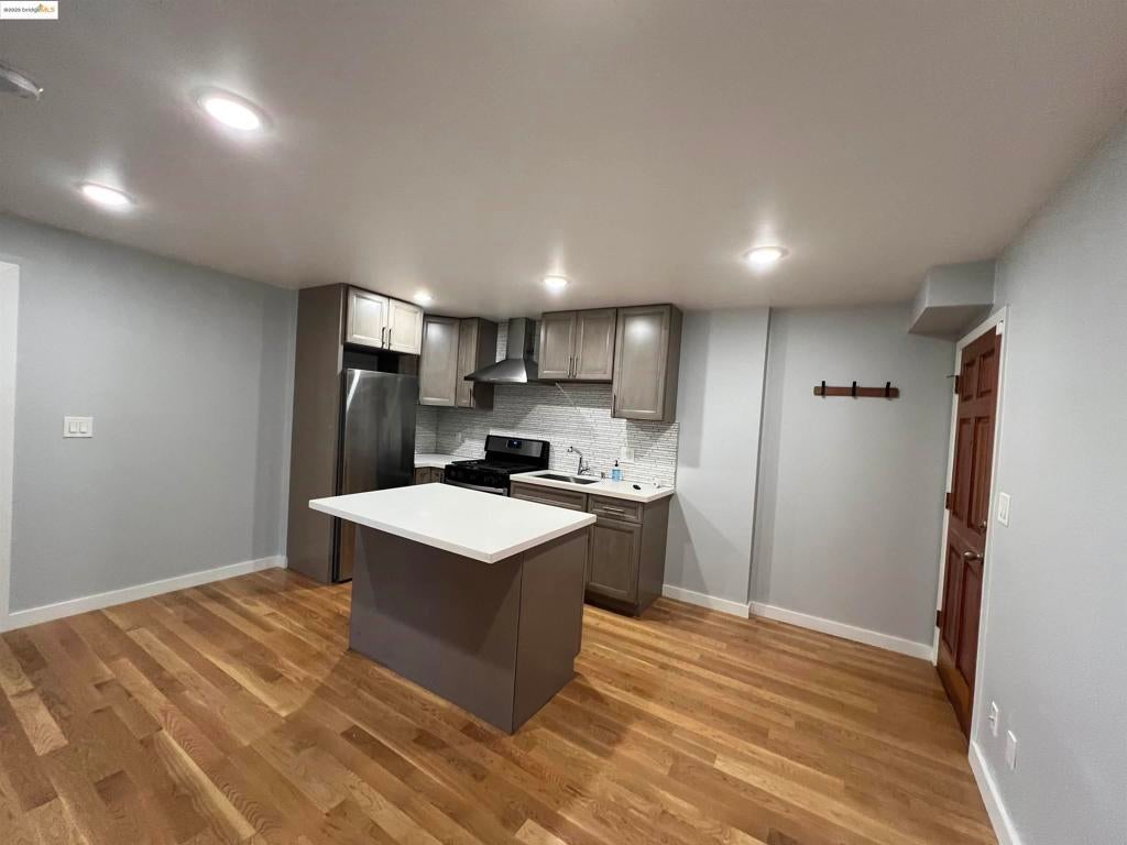 Photo of Listing #41083558