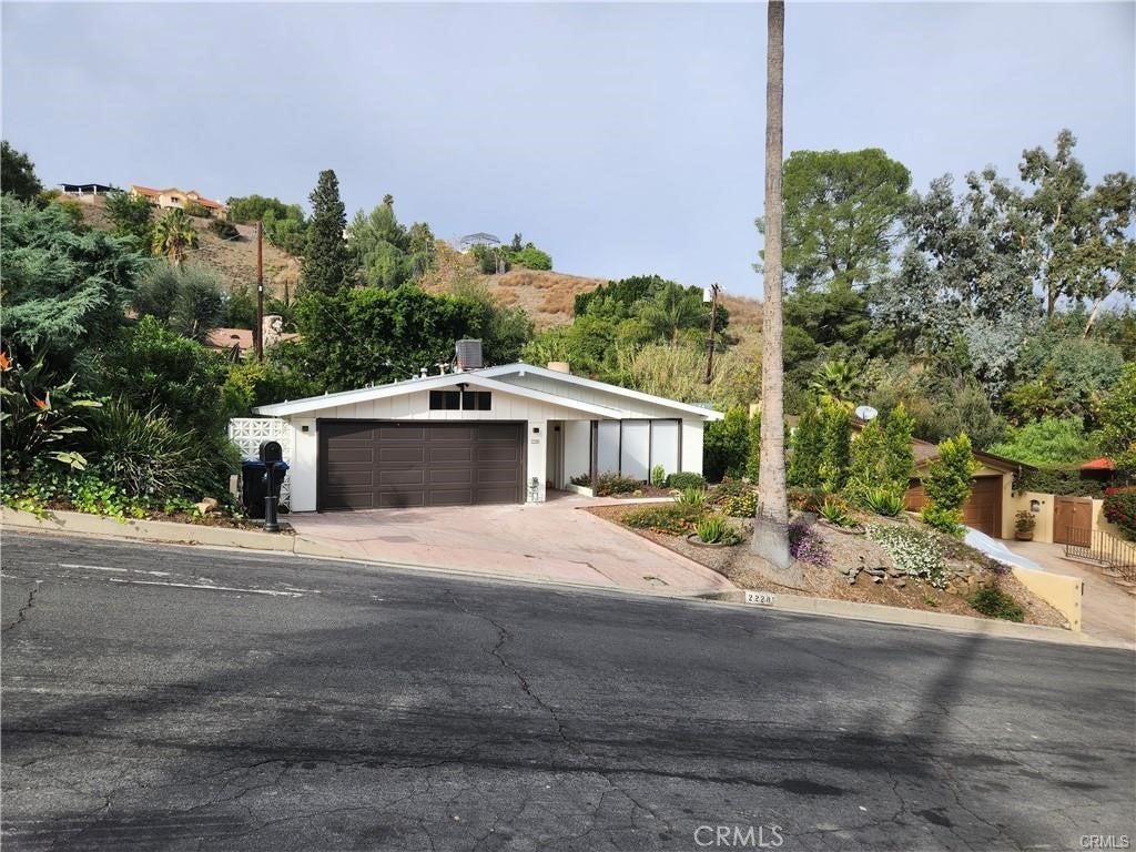 Photo of Listing #SR25004046