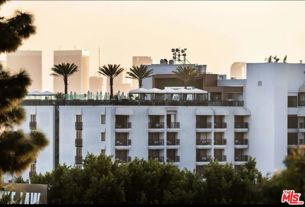 Photo of Listing #25489085