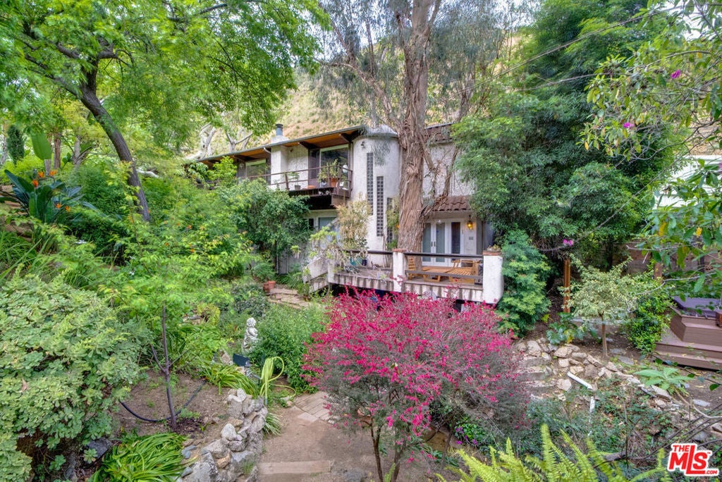 Photo of Listing #25489320