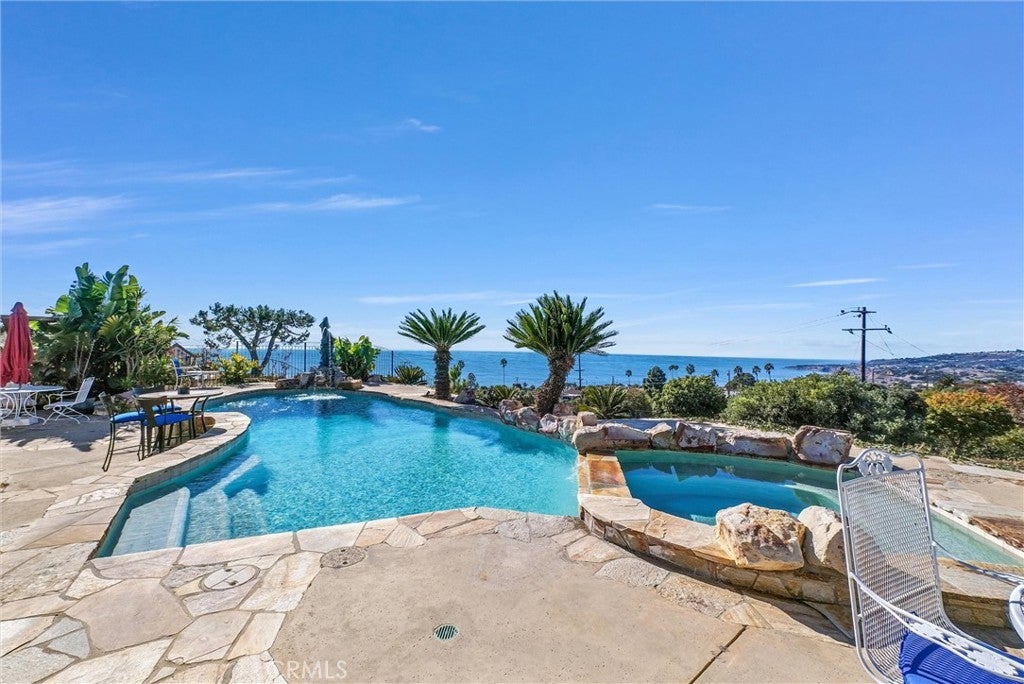 Photo of Listing #PV25018482