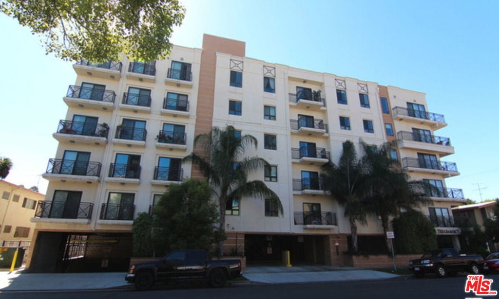 Photo of Listing #25489501