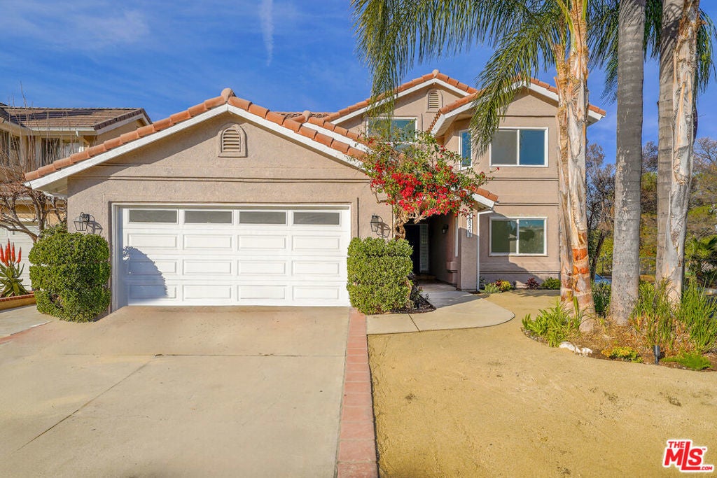 Photo of Listing #25490219